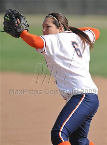 Thumbnail 1 in Cypress vs Don Lugo (Michelle Carew Classic) photogallery.