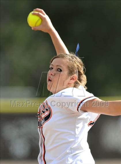 Thumbnail 3 in Cypress vs Don Lugo (Michelle Carew Classic) photogallery.
