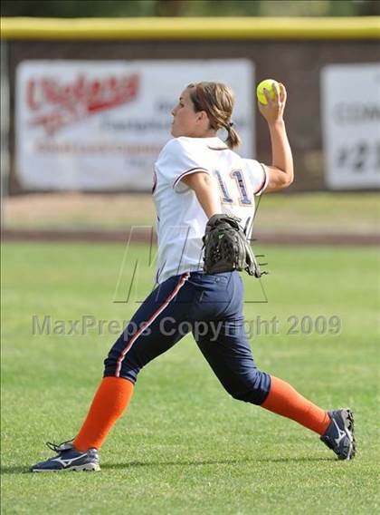 Thumbnail 3 in Cypress vs Don Lugo (Michelle Carew Classic) photogallery.