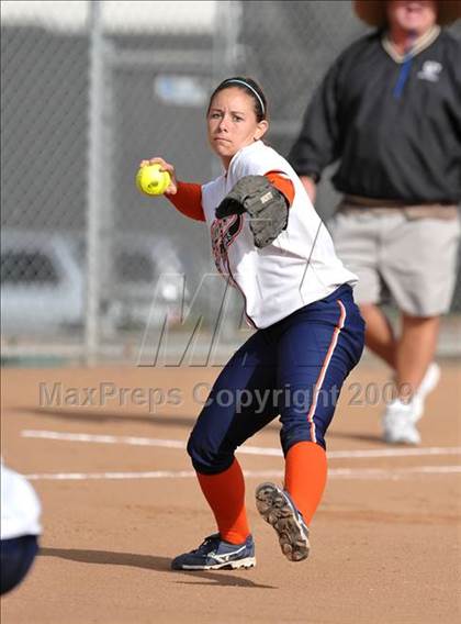 Thumbnail 3 in Cypress vs Don Lugo (Michelle Carew Classic) photogallery.