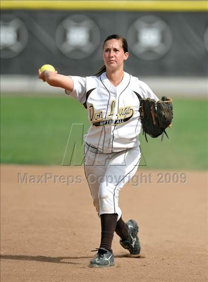 Thumbnail 3 in Cypress vs Don Lugo (Michelle Carew Classic) photogallery.