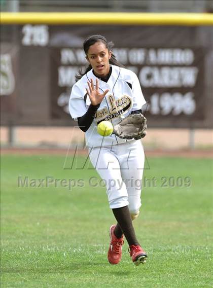 Thumbnail 1 in Cypress vs Don Lugo (Michelle Carew Classic) photogallery.