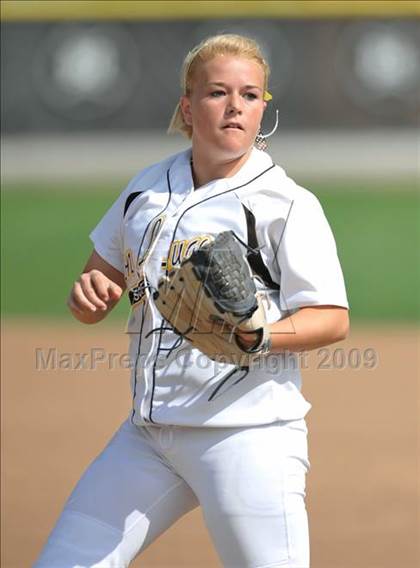 Thumbnail 3 in Cypress vs Don Lugo (Michelle Carew Classic) photogallery.