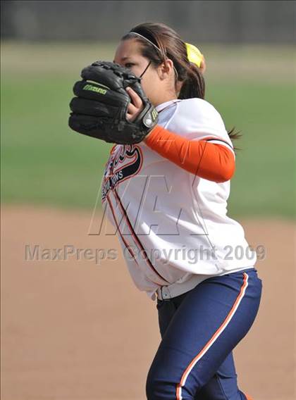 Thumbnail 2 in Cypress vs Don Lugo (Michelle Carew Classic) photogallery.