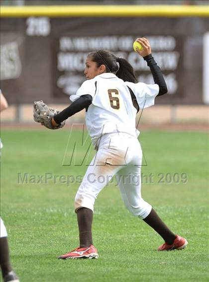 Thumbnail 2 in Cypress vs Don Lugo (Michelle Carew Classic) photogallery.