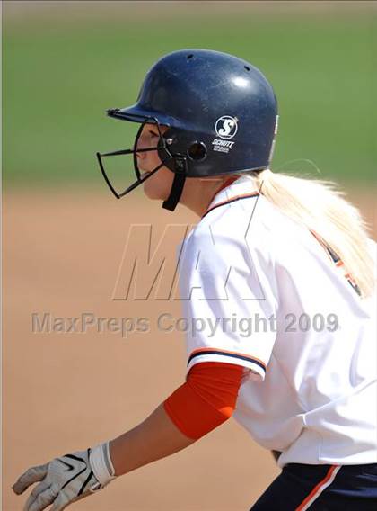 Thumbnail 3 in Cypress vs Don Lugo (Michelle Carew Classic) photogallery.
