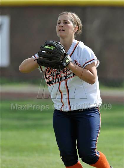Thumbnail 3 in Cypress vs Don Lugo (Michelle Carew Classic) photogallery.