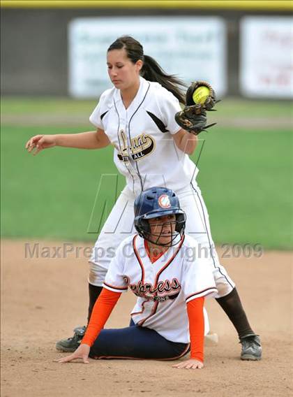 Thumbnail 2 in Cypress vs Don Lugo (Michelle Carew Classic) photogallery.