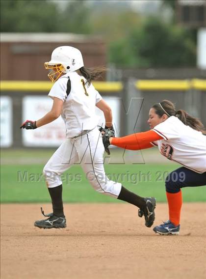 Thumbnail 1 in Cypress vs Don Lugo (Michelle Carew Classic) photogallery.