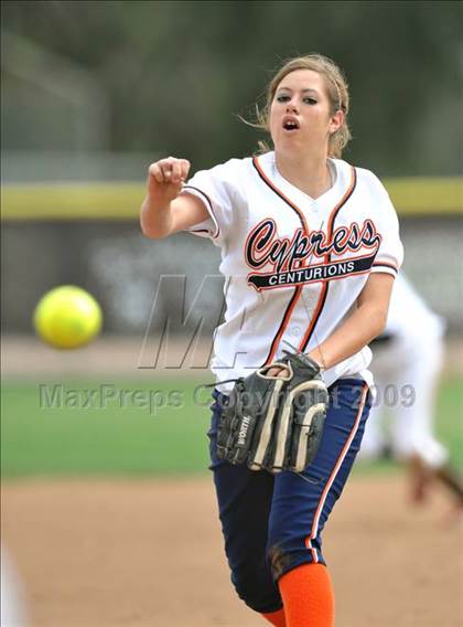 Thumbnail 3 in Cypress vs Don Lugo (Michelle Carew Classic) photogallery.