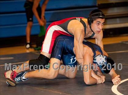 Thumbnail 3 in CIF CCS Masters Championships (Day 1 - Consolation Rounds) photogallery.