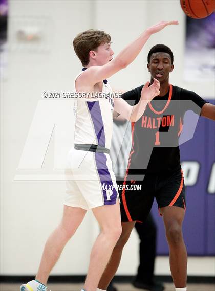 Thumbnail 2 in Haltom vs Paschal photogallery.