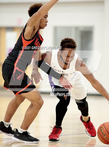 Thumbnail 1 in Haltom vs Paschal photogallery.