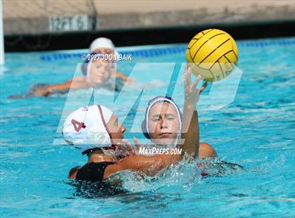 Thumbnail 1 in Santa Cruz vs Campolindo (Acalanes) photogallery.