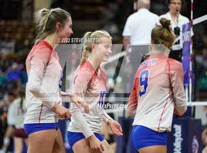 Thumbnail 2 in Cherokee Trail vs. Cherry Creek (CHSAA 5A 1st Round) photogallery.