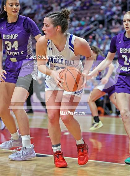 Thumbnail 2 in Bishop Guilfoyle vs. Linville Hill (PIAA 1A Championship) photogallery.