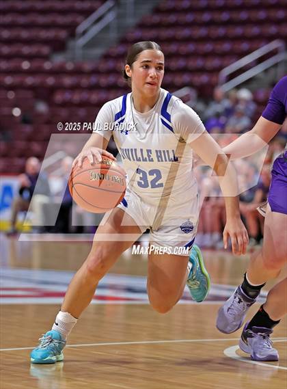 Thumbnail 1 in Bishop Guilfoyle vs. Linville Hill (PIAA 1A Championship) photogallery.