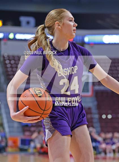 Thumbnail 2 in Bishop Guilfoyle vs. Linville Hill (PIAA 1A Championship) photogallery.