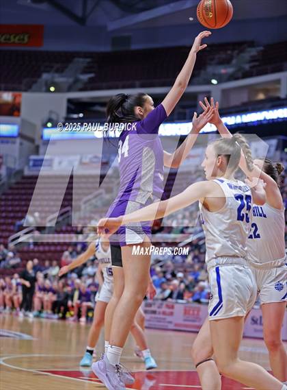 Thumbnail 1 in Bishop Guilfoyle vs. Linville Hill (PIAA 1A Championship) photogallery.