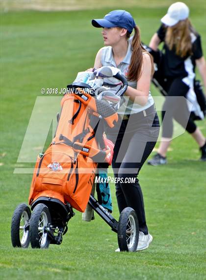 Thumbnail 2 in Los Alamos Golf Invitational photogallery.