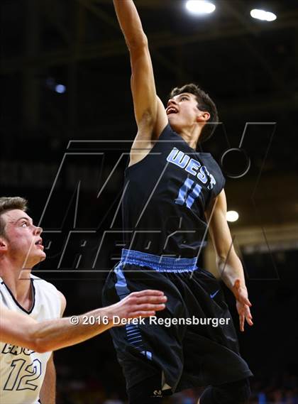 Thumbnail 2 in Pueblo West vs Valor Christian (CHSAA 4A Final) photogallery.