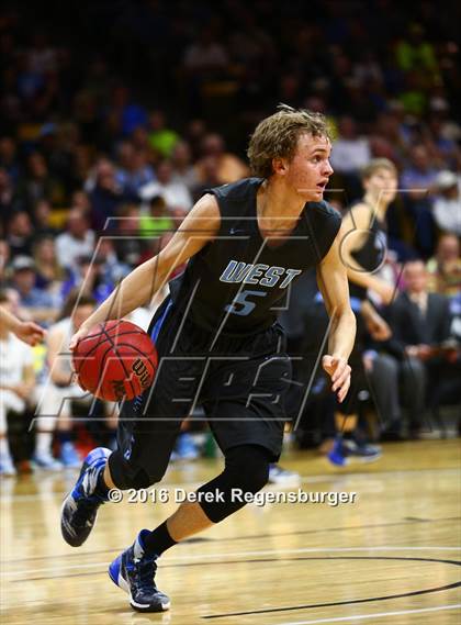 Thumbnail 3 in Pueblo West vs Valor Christian (CHSAA 4A Final) photogallery.