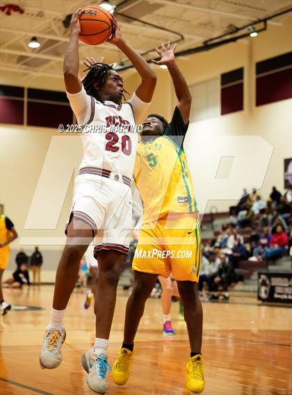 Thumbnail 1 in C.A. Johnson @ Brookland-Cayce (Cayce Roundball Classic) photogallery.
