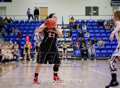 Thumbnail 3 in Levelland vs. Seminole (UIL 4A Regional Quarterfinal) photogallery.