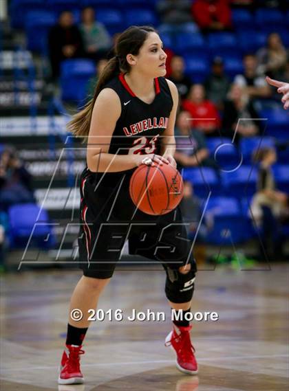 Thumbnail 3 in Levelland vs. Seminole (UIL 4A Regional Quarterfinal) photogallery.