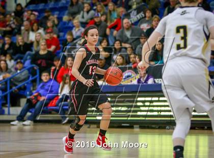 Thumbnail 1 in Levelland vs. Seminole (UIL 4A Regional Quarterfinal) photogallery.