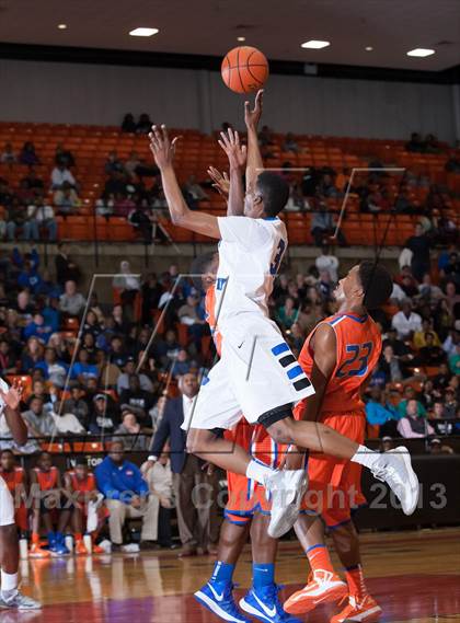 Thumbnail 3 in North Crowley vs. Bowie (UIL 5A Region1 Quarterfinal Playoff) photogallery.
