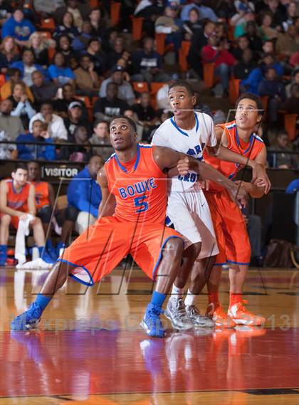 Thumbnail 1 in North Crowley vs. Bowie (UIL 5A Region1 Quarterfinal Playoff) photogallery.