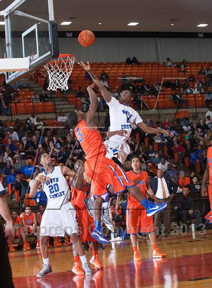 Thumbnail 3 in North Crowley vs. Bowie (UIL 5A Region1 Quarterfinal Playoff) photogallery.