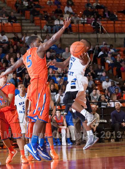 Thumbnail 2 in North Crowley vs. Bowie (UIL 5A Region1 Quarterfinal Playoff) photogallery.