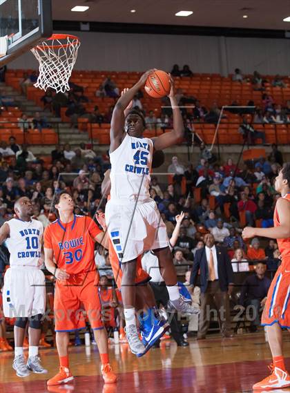 Thumbnail 1 in North Crowley vs. Bowie (UIL 5A Region1 Quarterfinal Playoff) photogallery.