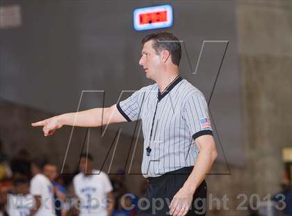 Thumbnail 3 in North Crowley vs. Bowie (UIL 5A Region1 Quarterfinal Playoff) photogallery.