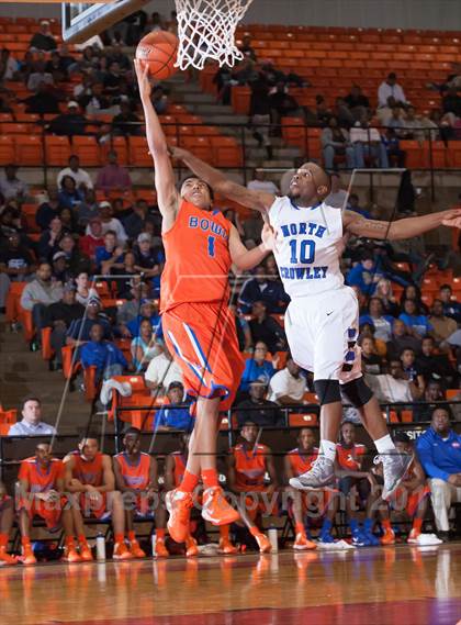 Thumbnail 1 in North Crowley vs. Bowie (UIL 5A Region1 Quarterfinal Playoff) photogallery.