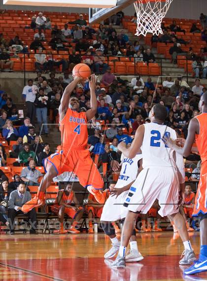 Thumbnail 3 in North Crowley vs. Bowie (UIL 5A Region1 Quarterfinal Playoff) photogallery.