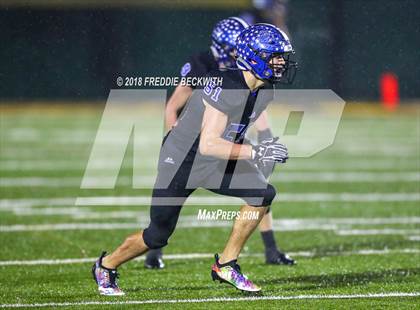 Thumbnail 2 in Holliday vs. Gunter (UIL 3A Quarterfinal) photogallery.