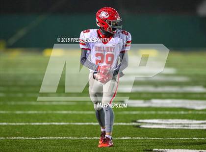 Thumbnail 2 in Holliday vs. Gunter (UIL 3A Quarterfinal) photogallery.