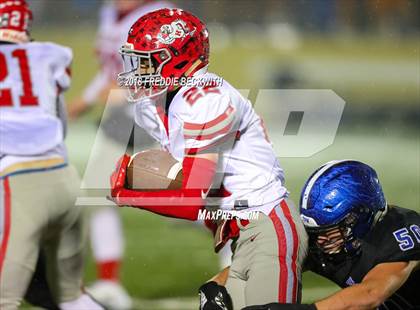 Thumbnail 2 in Holliday vs. Gunter (UIL 3A Quarterfinal) photogallery.