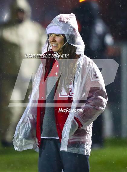 Thumbnail 3 in Holliday vs. Gunter (UIL 3A Quarterfinal) photogallery.