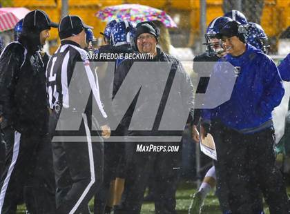 Thumbnail 3 in Holliday vs. Gunter (UIL 3A Quarterfinal) photogallery.