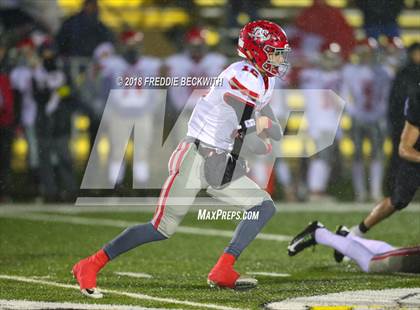 Thumbnail 2 in Holliday vs. Gunter (UIL 3A Quarterfinal) photogallery.
