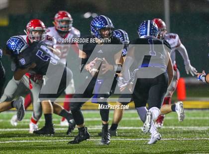 Thumbnail 2 in Holliday vs. Gunter (UIL 3A Quarterfinal) photogallery.
