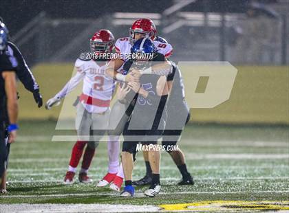 Thumbnail 1 in Holliday vs. Gunter (UIL 3A Quarterfinal) photogallery.