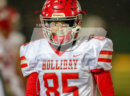Thumbnail 2 in Holliday vs. Gunter (UIL 3A Quarterfinal) photogallery.