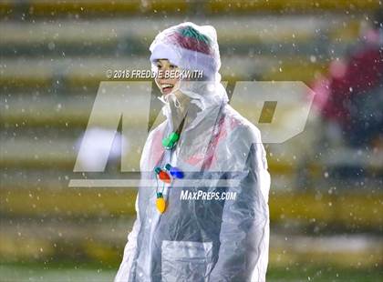 Thumbnail 1 in Holliday vs. Gunter (UIL 3A Quarterfinal) photogallery.