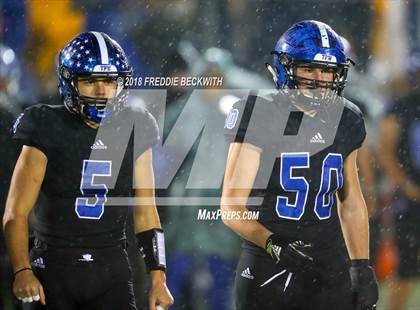 Thumbnail 3 in Holliday vs. Gunter (UIL 3A Quarterfinal) photogallery.