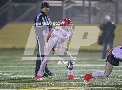 Thumbnail 2 in Holliday vs. Gunter (UIL 3A Quarterfinal) photogallery.